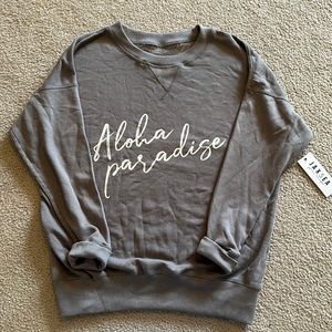 Beachly Jaxsea Reversible aloha, paradise, NWT grey sweatshirt medium